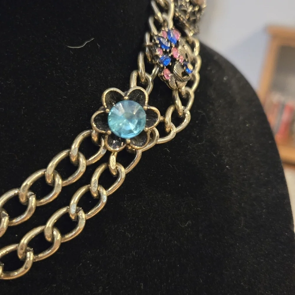 Elegant Gold and Orange Gemstone Necklace